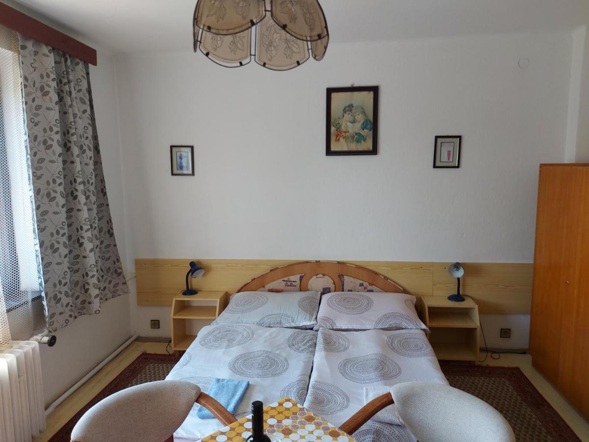 Pension Maan Tatranska Strba Exterior photo