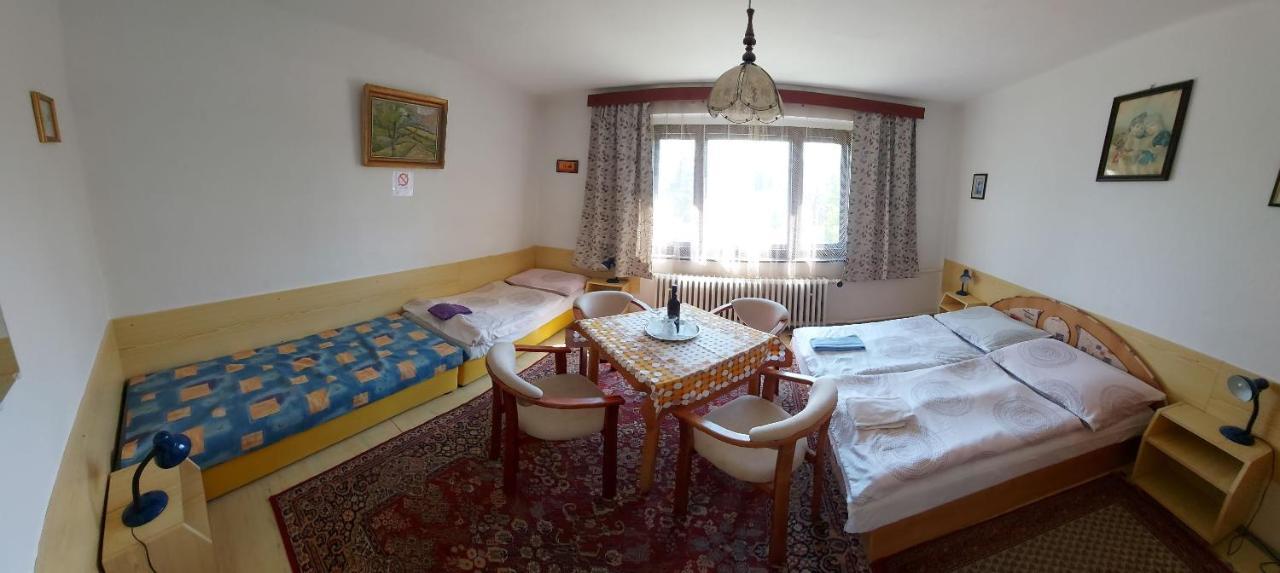 Pension Maan Tatranska Strba Exterior photo